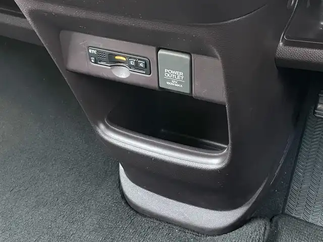 ホンダ Ｎ ＯＮＥ プレミアム 静岡県 2016(平28)年 4.7万km ミラノレッド 衝突軽減Ｂ　/Ｇａｔｈｅｒｓナビ（VXM-165VFi）/地デジ　/Ｂカメラ　/革巻きステアリング　/ステアリングスイッチ　/オートライト　/ハーフレザーシート　/ビルトインＥＴＣ　/純正１４インチＡＷ　/ＩＳＯＦＩＸ　/スペアキー　/保証書/取説