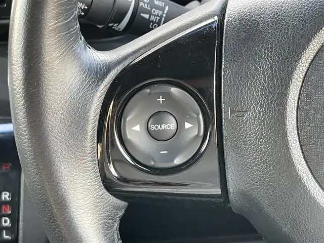 ホンダ Ｎ ＯＮＥ プレミアム 静岡県 2016(平28)年 4.7万km ミラノレッド 衝突軽減Ｂ　/Ｇａｔｈｅｒｓナビ（VXM-165VFi）/地デジ　/Ｂカメラ　/革巻きステアリング　/ステアリングスイッチ　/オートライト　/ハーフレザーシート　/ビルトインＥＴＣ　/純正１４インチＡＷ　/ＩＳＯＦＩＸ　/スペアキー　/保証書/取説