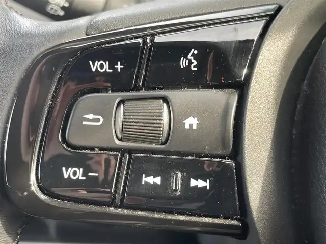 ホンダ ヴェゼル ハイブリッド e:HEV Z 兵庫県 2023(令5)年 3.5万km メテオロイドグレーメタリック 純正ナビ/フルセグTV/Bluetoothオーディオ/CD／DVD/バックカメラ/ステアリングリモコン/クルーズコントロール（追従あり）/パワーバックドア/ハーフレザーシート/シートヒーター/ドアバイザー/純正ゴムマット/パドルシフト/ステアリングヒーター