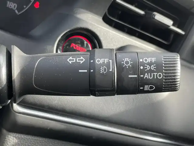 ホンダ ヴェゼル ハイブリッド e:HEV Z 兵庫県 2023(令5)年 3.5万km メテオロイドグレーメタリック 純正ナビ/フルセグTV/Bluetoothオーディオ/CD／DVD/バックカメラ/ステアリングリモコン/クルーズコントロール（追従あり）/パワーバックドア/ハーフレザーシート/シートヒーター/ドアバイザー/純正ゴムマット/パドルシフト/ステアリングヒーター