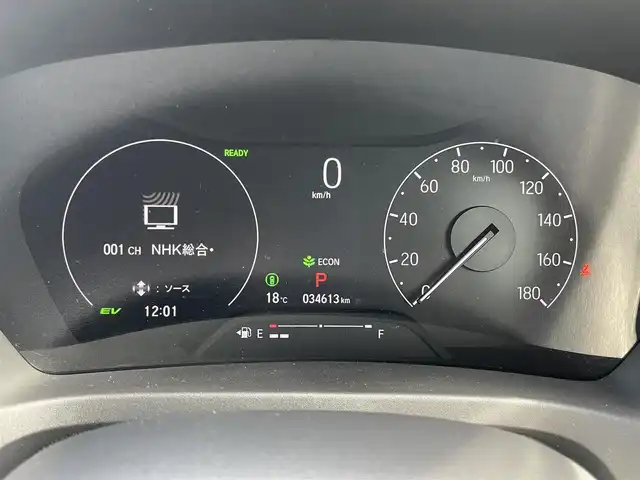 ホンダ ヴェゼル ハイブリッド e:HEV Z 兵庫県 2023(令5)年 3.5万km メテオロイドグレーメタリック 純正ナビ/フルセグTV/Bluetoothオーディオ/CD／DVD/バックカメラ/ステアリングリモコン/クルーズコントロール（追従あり）/パワーバックドア/ハーフレザーシート/シートヒーター/ドアバイザー/純正ゴムマット/パドルシフト/ステアリングヒーター