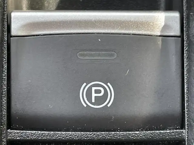 ホンダ ヴェゼル ハイブリッド e:HEV Z 兵庫県 2023(令5)年 3.5万km メテオロイドグレーメタリック 純正ナビ/フルセグTV/Bluetoothオーディオ/CD／DVD/バックカメラ/ステアリングリモコン/クルーズコントロール（追従あり）/パワーバックドア/ハーフレザーシート/シートヒーター/ドアバイザー/純正ゴムマット/パドルシフト/ステアリングヒーター