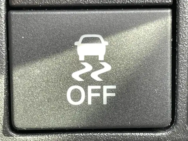 ホンダ ヴェゼル ハイブリッド e:HEV Z 兵庫県 2023(令5)年 3.5万km メテオロイドグレーメタリック 純正ナビ/フルセグTV/Bluetoothオーディオ/CD／DVD/バックカメラ/ステアリングリモコン/クルーズコントロール（追従あり）/パワーバックドア/ハーフレザーシート/シートヒーター/ドアバイザー/純正ゴムマット/パドルシフト/ステアリングヒーター