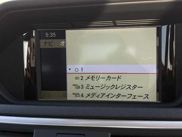 メルセデス・ベンツ Ｅ３００ アバンギャルド 滋賀県 2009(平21)年 9.1万km イリジウムシルバー 純正HDDナビ/・フルセグTV/・CD DVD/・Bluetooth/バックカメラ/メモリ付きパワーシート/シートヒーター/クルーズコントロール/ETC/プッシュスタート/スマートキー×２/革巻きステアリング/ステアリングリモコン/パドルシフト/電格ミラー/ウインカーミラー/HIDヘッドライト/フォグライト/純正フロアマット