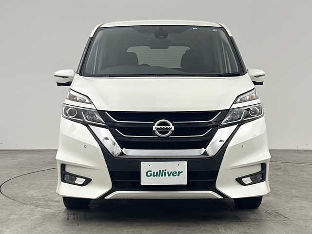 日産 セレナ ハイウェイスターVセレクションⅡ 兵庫県 2019(令1)年 8.1万km ブリリアントホワイトパール ・純正9インチナビ&TV&Bluetooth&DVD&CD&SD/・純正フリップダウンモニター/・両側パワースライドドア/・セーフティーパックB/・プロパイロット/・デジタルインナーミラー/・前方ドライブレコーダー/・ETC２．０/・電動パーキング/・オートブレーキホールド/・フロアマット/・前後コーナーセンサー/・衝突軽減ブレーキ/・レーンキープアシスト/・レーダークルーズコントロール/・スマートキー/・プッシュスタート/・LEDライト/・LEDフォグ/・オートライト/・純正16インチアルミホイール