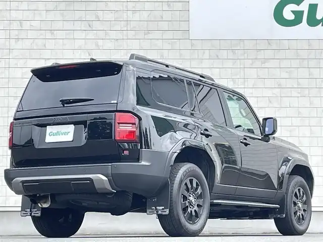 トヨタ ランドクルーザー ２５０ VX ファーストエディション 岩手県 2024(令6)年 1.4万km ブラック 禁煙車/サンルーフ/パノラミックビューモニター/デジタルインナーミラー/トヨタセーフティセンス/・プリクラッシュセーフティ/・レーンディパーチャーアラート/・ブラインドスポットモニター/・プロアクティブドライビングアシスト/・クリアランスソナー/・リヤクロストラフィックアラート/・リヤカメラディテクション/・ロードサインアシスト/・レーダークルーズコントロール/純正Tコネクトナビ/→フルセグTV/Bluetooth/Apple Car Play/Android Auto/FM/AM/USB/HDMI/Miracast/ビルトインETC2.0/パワーバックドア/革巻きステアリング/ステアリングスイッチ/ステアリングヒーター/ブラウンレザーシート/前席シートヒーター/前席シートベンチレーション/運転席パワーシート/電子パーキング/ブレーキオートホールド/〇プッシュスタート/〇スマートキー/オートライト/LEDヘッドライト/フォグランプ/オートマチックハイビーム/〇純正18インチAW/〇純正フロアマット/〇純正ドアバイザー/〇電動格納ウィンカーミラー/横滑り防止機能