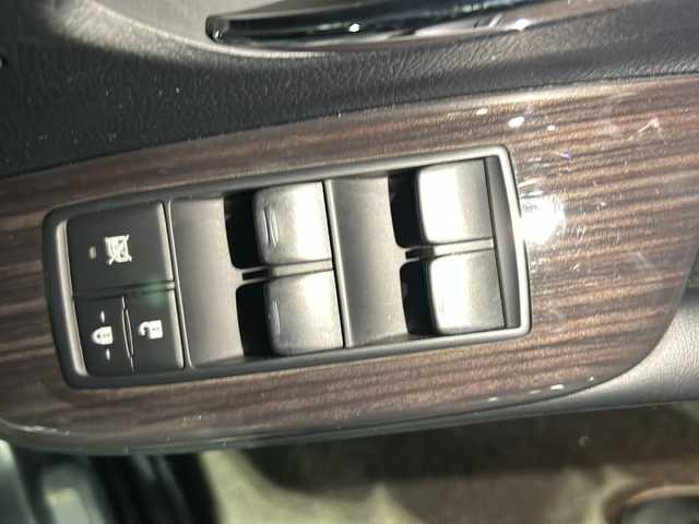 レクサス ＨＳ 250h バージョンI 徳島県 2014(平26)年 8.4万km ブラックオパールマイカ 純正メモリナビ/（Bluetooth/フルセグ/CD/DVD/AM/FM/HDD/USB/AUX）/バックカメラ/フロントカメラ/黒革シート/シートヒーター（D+N席）/シートベンチレーション（D+N席）/パワーシート（D+N席）/D席メモリー機能付き/クルーズコントロール/クリアランスソナー/電動リアサンシェード/LEDヘッドライト/オートライト/ビルトインETC/純正AW/純正フロアマット/プッシュスタート/スマートキー/スペアキー/カードキー/取扱説明書/保証書/記録簿