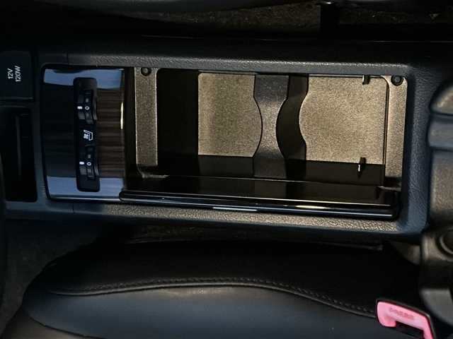 レクサス ＨＳ 250h バージョンI 徳島県 2014(平26)年 8.4万km ブラックオパールマイカ 純正メモリナビ/（Bluetooth/フルセグ/CD/DVD/AM/FM/HDD/USB/AUX）/バックカメラ/フロントカメラ/黒革シート/シートヒーター（D+N席）/シートベンチレーション（D+N席）/パワーシート（D+N席）/D席メモリー機能付き/クルーズコントロール/クリアランスソナー/電動リアサンシェード/LEDヘッドライト/オートライト/ビルトインETC/純正AW/純正フロアマット/プッシュスタート/スマートキー/スペアキー/カードキー/取扱説明書/保証書/記録簿