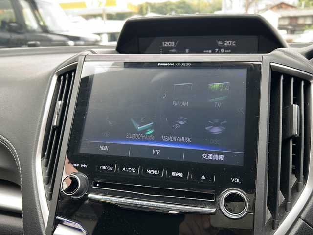スバル インプレッサ スポーツ 2．0i－Lアイサイト 兵庫県 2016(平28)年 6.8万km アイスシルバーメタリック ワンオーナー/純正8型ナビ/CD/DVD/Bluetooth/フルセグTV/バックカメラ/アイサイトver3/OP　アドバンスドセイフティパッケージ/リアビークルディテクション/ハイビームアシスト/OP　クリアビューバック/LEDヘッドランプセット/ドライブレコーダー/ETC/パドルシフト/純正フロアマット/ドアバイザー/スマートキー/エンジンプッシュスタート/トノカバー/保証書/取説/スペアキー