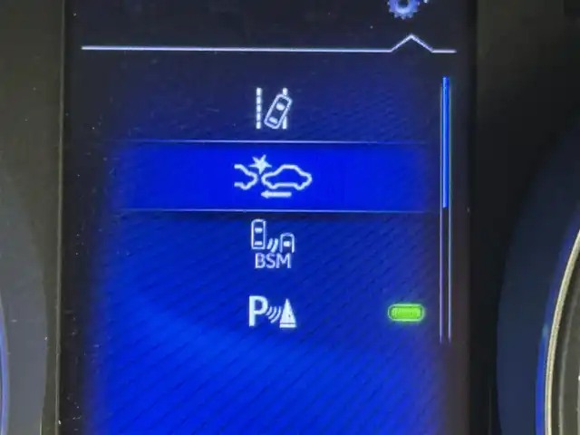 トヨタ Ｃ－ＨＲ G LEDエディション 福岡県 2018(平30)年 6.4万km ブラック/ホワイトパールクリスタルシャイン 2トーン 純正９型ナビ　/バックカメラ　/ビルトインＥＴＣ　/前後ドラレコ　/レーダークルーズコントロール　/コーナーセンサー　/衝突被害軽減ブレーキ　/レーンキープ　/ＢＳＭ　/ハーフレザー　/シートヒーター　/純正１８インチＡＷ　/ＬＥＤヘッドライト