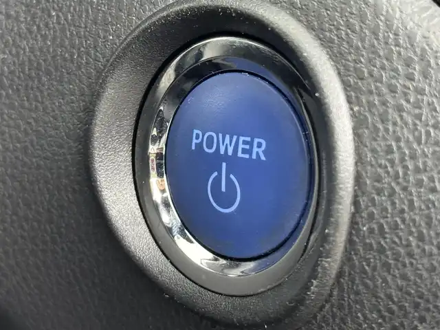 トヨタ Ｃ－ＨＲ G LEDエディション 福岡県 2018(平30)年 6.4万km ブラック/ホワイトパールクリスタルシャイン 2トーン 純正９型ナビ　/バックカメラ　/ビルトインＥＴＣ　/前後ドラレコ　/レーダークルーズコントロール　/コーナーセンサー　/衝突被害軽減ブレーキ　/レーンキープ　/ＢＳＭ　/ハーフレザー　/シートヒーター　/純正１８インチＡＷ　/ＬＥＤヘッドライト