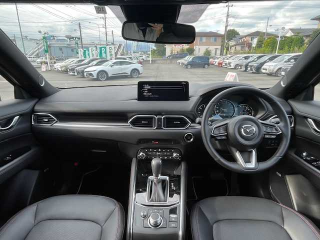 マツダ ＣＸ－５ XD スポーツアピアランス 静岡県 2024(令6)年 0.9万km ジェットブラックマイカ ●純正ディスプレイオーディオ/(フルセグ/Bluetooth/ApplecarPlay/AndroidAuto)/●合皮シート/●前席パワーシート/●全席シートヒーター/●前席エアシート/●全方位カメラ/●マツダライダークルーズコントロール/●ブラインドスポットモニター/●衝突被害軽減システム/●レーンキープアシスト/●前後コーナーセンサー/●電動パーキングブレーキ/●オートブレーキホールド/●LEDヘッドライト/●オートライト/●革巻きステアリング/●ステアリングスイッチ/●ステアリングヒーター/●電動リアゲート/●ヘッドアップディスプレイ/●パドルシフト/●置くだけ充電/●BOSEサウンドシステム/●スマートキー/●プッシュスタート/●純正フロアマット/●純正19インチアルミホイール/●W＋サイド＋カーテンSRS＋ABS/●保証書/●取扱説明書