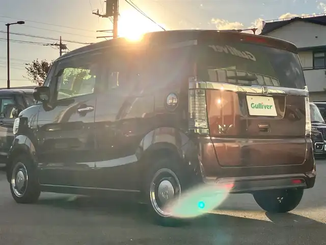 ホンダ Ｎ ＢＯＸ スラッシュ G Lインテリアカラーパッケージ 静岡県 2019(令1)年 3.5万km プレミアムアガットブラウンP エンジンスタートボタン/パワーステアリング/パワーウィンドウ/取扱説明書/アイドリングストップ/オートエアコン/スマートキー/スペアキー１本/USB入力端子/ETC/純正フロアマット/合皮シート/D席N席シートヒーター/ベンチシート/ABS/横滑り防止装置/オートライト/LEDヘッドライト/W+サイドエアバッグ/カーテンエアバッグ/衝突軽減システム