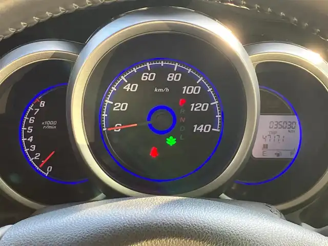 ホンダ Ｎ ＢＯＸ スラッシュ G Lインテリアカラーパッケージ 静岡県 2019(令1)年 3.5万km プレミアムアガットブラウンP エンジンスタートボタン/パワーステアリング/パワーウィンドウ/取扱説明書/アイドリングストップ/オートエアコン/スマートキー/スペアキー１本/USB入力端子/ETC/純正フロアマット/合皮シート/D席N席シートヒーター/ベンチシート/ABS/横滑り防止装置/オートライト/LEDヘッドライト/W+サイドエアバッグ/カーテンエアバッグ/衝突軽減システム