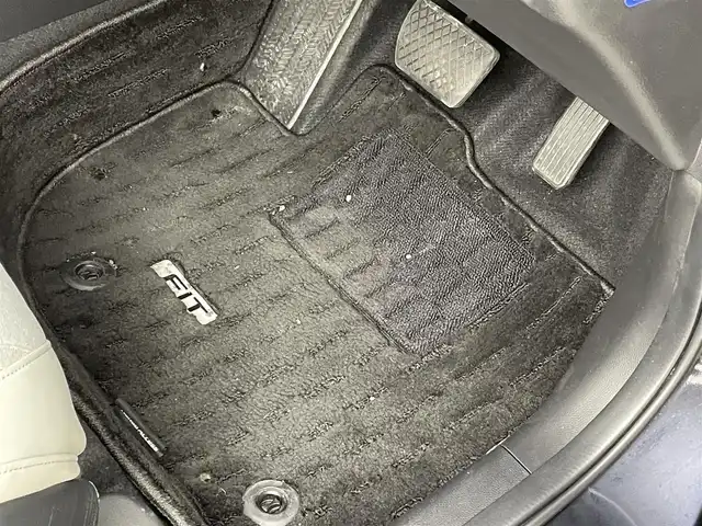 ホンダ フィット e:HEVホーム 群馬県 2020(令2)年 5.1万km 黒 禁煙車　純正ナビ　フルセグ　バックカメラ　ホンダセンシング　追従クルーズコントロール　レーンキープアシスト　オートライト　前後ドライブレコーダー　ＥＴＣ　横滑り防止装置　フロントガラス熱線スイッチ
