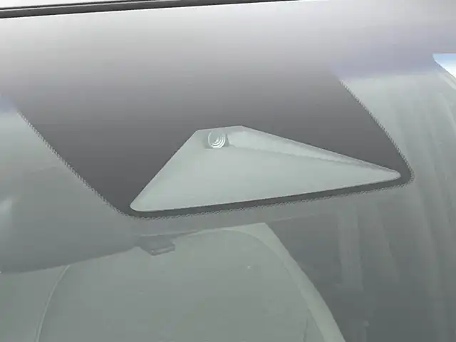 ホンダ フィット e:HEVホーム 群馬県 2020(令2)年 5.1万km 黒 禁煙車　純正ナビ　フルセグ　バックカメラ　ホンダセンシング　追従クルーズコントロール　レーンキープアシスト　オートライト　前後ドライブレコーダー　ＥＴＣ　横滑り防止装置　フロントガラス熱線スイッチ