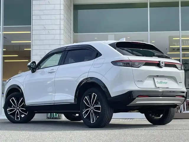 ホンダ ヴェゼル ハイブリッド e:HEV Z 兵庫県 2023(令5)年 1.7万km プラチナホワイトパール 純正ナビ付ディスプレイオーディオ/フルセグTV/Bluetoothオーディオ/ApplePlay/アンドロイドオート/バックカメラ/ステアリングリモコン/クルーズコントロール（追従あり）/パドルシフト/パワーバックドア/シートヒーター/ETC2.0/LEDヘッドライト
