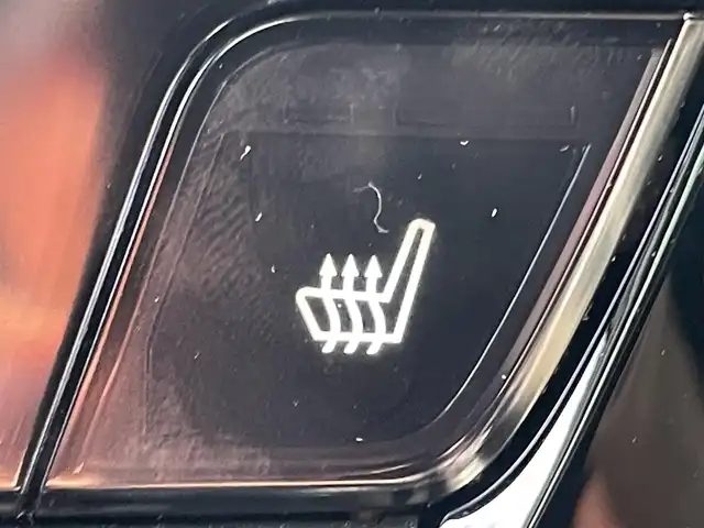 ホンダ ヴェゼル ハイブリッド e:HEV Z 兵庫県 2023(令5)年 1.7万km プラチナホワイトパール 純正ナビ付ディスプレイオーディオ/フルセグTV/Bluetoothオーディオ/ApplePlay/アンドロイドオート/バックカメラ/ステアリングリモコン/クルーズコントロール（追従あり）/パドルシフト/パワーバックドア/シートヒーター/ETC2.0/LEDヘッドライト