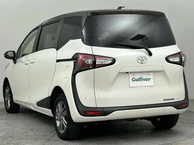 トヨタ シエンタ G クエロ 道央・札幌 2020(令2)年 3.3万km ヴィンテージブラウンパールクリスタルシャイン/ホワイトパールクリスタルシャイン ・４WD/・純正SDナビ（NSZT-Y68T)/　CD/DVD/SD/BT/フルセグ/・全方位カメラ/・純正ドライブレコーダー前後（TZ-D205W）/・純正ビルトインETC/・両側パワースライドドア/・デジタルインナーミラー/・プリクラッシュセーフティ/・レーンキープアシスト/・横滑り防止装置/・パーキングサポートブレーキ/・オートマチックハイビーム/・オートリトラクラブルミラー/・ハーフレザーシート/・D+N席シートヒーター/・ステアリングヒーター/・LEDヘッドライト/・フロントフォグライト/・オートライト/・純正フロアマット/・スマートキー/・プッシュスタート/・純正15インチAW/・電格ウインカーミラー/・保証書/・取扱説明書