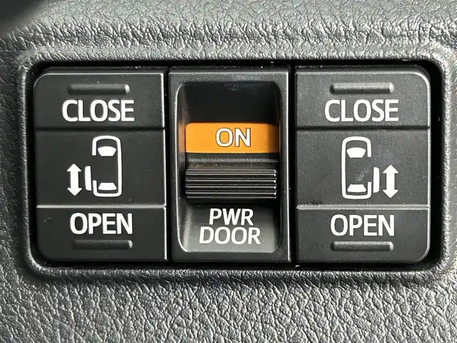 トヨタ シエンタ G クエロ 道央・札幌 2020(令2)年 3.3万km ヴィンテージブラウンパールクリスタルシャイン/ホワイトパールクリスタルシャイン ・４WD/・純正SDナビ（NSZT-Y68T)/　CD/DVD/SD/BT/フルセグ/・全方位カメラ/・純正ドライブレコーダー前後（TZ-D205W）/・純正ビルトインETC/・両側パワースライドドア/・デジタルインナーミラー/・プリクラッシュセーフティ/・レーンキープアシスト/・横滑り防止装置/・パーキングサポートブレーキ/・オートマチックハイビーム/・オートリトラクラブルミラー/・ハーフレザーシート/・D+N席シートヒーター/・ステアリングヒーター/・LEDヘッドライト/・フロントフォグライト/・オートライト/・純正フロアマット/・スマートキー/・プッシュスタート/・純正15インチAW/・電格ウインカーミラー/・保証書/・取扱説明書