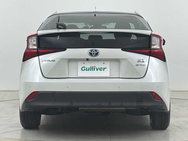 トヨタ プリウス SセーフティプラスⅡ 道央・札幌 2021(令3)年 6.5万km プラチナホワイトパールマイカ ・4WD/寒冷地仕様/・純正SDナビ/・CD/DVD/SD/フルセグTV/・Bluetooth接続/・トヨタセーフティセンス/・プリクラッシュセーフティ/・レーダークルーズコントロール/・ブラインドスポットモニター/・レーンキープアシスト/バックカメラ/・LEDオートライト/オートハイビーム/・社外前後ドライブレコーダー/・ワイパーデアイサー/・ビルトインETC/・ステアリングスイッチ