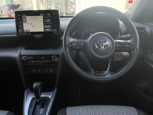 トヨタ ヤリスクロス ハイブリッド Z 愛知県 2022(令4)年 3.9万km ホワイトパールクリスタルシャイン ワンオーナー/純ディスプレイオーディオナビ/パノラマビューカメラ/ハーフレザーシート/トヨタセーフティセンス/レーダークルーズコントロール/純18インチAW/ETC2.0/保証書　取説/スペアキー