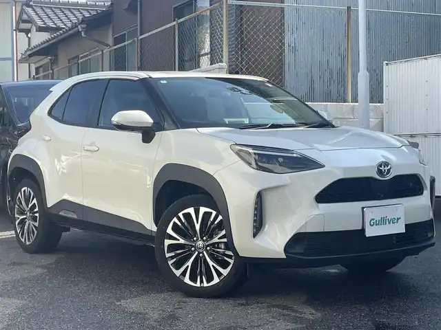 トヨタ ヤリスクロス ハイブリッド Z 愛知県 2022(令4)年 3.9万km ホワイトパールクリスタルシャイン ワンオーナー/純ディスプレイオーディオナビ/パノラマビューカメラ/ハーフレザーシート/トヨタセーフティセンス/レーダークルーズコントロール/純18インチAW/ETC2.0/保証書　取説/スペアキー