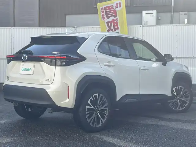 トヨタ ヤリスクロス ハイブリッド Z 愛知県 2022(令4)年 3.9万km ホワイトパールクリスタルシャイン ワンオーナー/純ディスプレイオーディオナビ/パノラマビューカメラ/ハーフレザーシート/トヨタセーフティセンス/レーダークルーズコントロール/純18インチAW/ETC2.0/保証書　取説/スペアキー