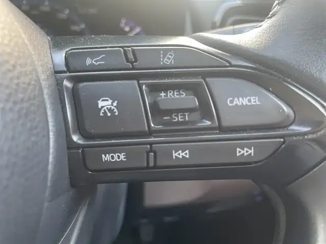 トヨタ ヤリスクロス ハイブリッド Z 愛知県 2022(令4)年 3.9万km ホワイトパールクリスタルシャイン ワンオーナー/純ディスプレイオーディオナビ/パノラマビューカメラ/ハーフレザーシート/トヨタセーフティセンス/レーダークルーズコントロール/純18インチAW/ETC2.0/保証書　取説/スペアキー