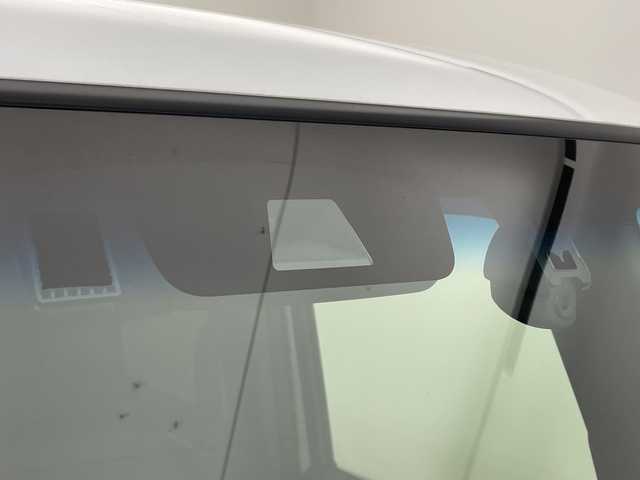 ホンダ Ｎ ＢＯＸ カスタム L ターボ 愛媛県 2021(令3)年 2.1万km プラチナホワイトパール 純正8型ナビ　ハーフレザーシート　両側電動スライドドア　ドライブレコーダー　コーナーセンサー　アダプティブクルーズコントロール　衝突被害軽減ブレーキ　シートヒーター　ＬＥＤヘッドライト　禁煙車