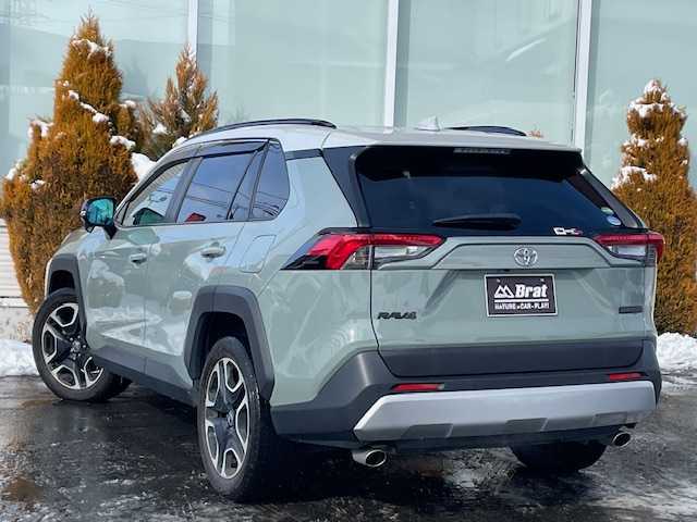 トヨタ ＲＡＶ４ アドベンチャー 岩手県 2020(令2)年 4.8万km アッシュグレーメタリック/アーバンカーキ アルパイン9インチSDナビ/フルセグTV/BT/DVD/アルパイン前後カメラドライブレコーダー/プリクラッシュセーフティー/レーダークルーズコントロール/バックカメラ/前席シートヒーター/シートエアコン/黒レザーシート/ステアリングヒーター/純正LEDヘッドライト/純正フォグランプ/オートハイビーム/トラクションコントロール/スマートキー/ETC/保証書/取扱説明書