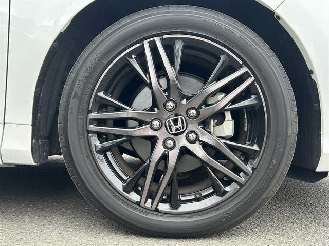 ホンダ オデッセイ ハイブリッド e:HEVアブソルート EX 宮城県 2021(令3)年 3.4万km プラチナホワイトパール 純正メモリナビ/フルセグTV/全方位カメラ/バックカメラ/両側パワースライドドア/パワーバックドア/クルーズコントロール/コーナーセンサー/ハーフレザーシート/シートヒーター/オットマン/プッシュスタート/１００V電源/アイドリングストップ/純正ETC2.0/EVモード