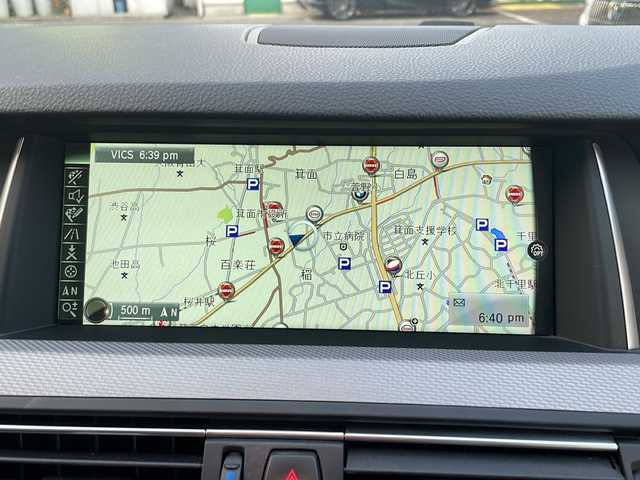 ＢＭＷ ５２３ｄ Mスポーツ 大阪府 2015(平27)年 10.3万km カーボンブラックM 純正メモリナビ/・FM/AM/Bluetooth/・ワンセグテレビ/ETC/ドライブレコーダー/バックカメラ/衝突軽減ブレーキ/レーンキープアシスト/クルーズコントロール/盗難防止装置/革巻きステアリング/ステアリングリモコン/パドルシフト/メモリシート（D席）/パワーシート（D席+N席）/コーナーセンサー/LEDヘッドライト/オートライト/オートエアコン/スマートキー×1/プッシュスタート/12V電源/USBジャック/純正18インチアルミホイール/フロアマット/取扱説明書/ナビ取扱説明書