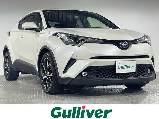 トヨタ Ｃ－ＨＲ G 神奈川県 2019(令1)年 1.8万km ホワイトパールクリスタルシャイン 純正7インチメモリーナビ　【NSZT-W68T】　/フルセグTV/AM/FM/CD/DVD/Bluetooth　/バックカメラ　/TOYOTA SAFETY SENCE/プリクラッシュセーフティシステム　/レーダークルーズコントロール　/LDA　/BSM　/クリアランスソナー　/オートマチックハイビーム　/前席シートヒーター　/スマートキー×２　/ドアバイザー　/フロアマット　/フォグランプ　/ETC2.0