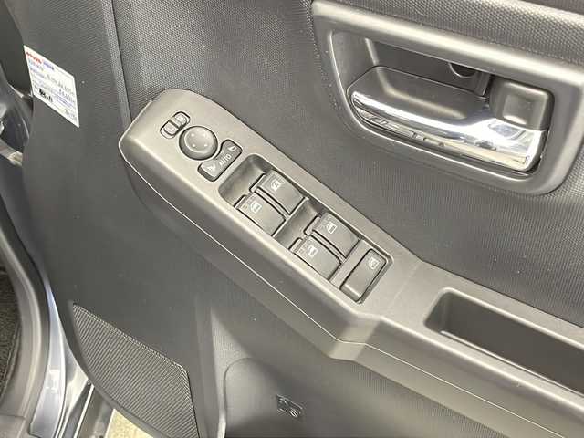 ダイハツ タフト G ターボ 宮崎県 2022(令4)年 3万km クロムグレーメタリック スマ―トアシスト3/〇衝突警報機能/〇衝突回避支援ブレーキ機能（対車両・対歩行者［昼夜］）/〇ブレーキ制御付き誤発進抑制機能（前方・後方）/〇車線逸脱警報機能/〇車線逸脱抑制制御機能/〇路側逸脱警報機能/〇オートハイビーム/〇全車速追従機能付きACC（アダプティブクルーズコントロール）/〇コーナーセンサー/社外7インチSDナビ/フルセグTV/CD/DVD/Bluetooth/バックカメラ/LEDヘッドライト/シートヒーター/ドライブレコーダー/純正15インチAW/ETC/スマートキー×２