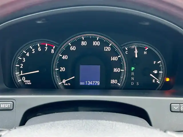 トヨタ クラウン ロイヤル ロイヤルサルーン ナビパッケージ 静岡県 2008(平20)年 13.5万km ホワイトパールクリスタルシャイン 純正ナビ(CD/MD/DVD/フルセグ)/バックカメラ/ドライブレコーダー/ETC/純正フロアマット/純正アルミホイール/D席N席パワーシート/スマートキー/スペアキー１本/エンジンスタートボタン/パワーステアリング/パワーウィンドウ/オートエアコン/クルーズコントロール/ABS/横滑り防止装置/盗難防止装置/オートライト/W+サイドエアバック/カーテンエアバック