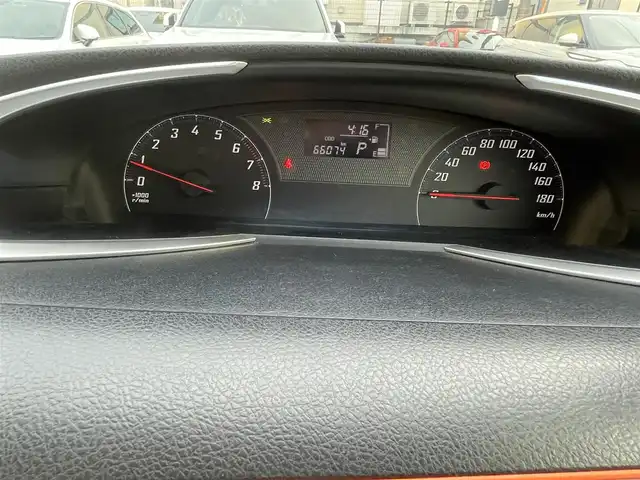 トヨタ シエンタ X 静岡県 2016(平28)年 6.6万km エアーイエロー ワンオーナー/片側パワースライドドア/3列シート/オーディオ(CP-W66)/キーレスキー/ETC/保証書/取扱説明書