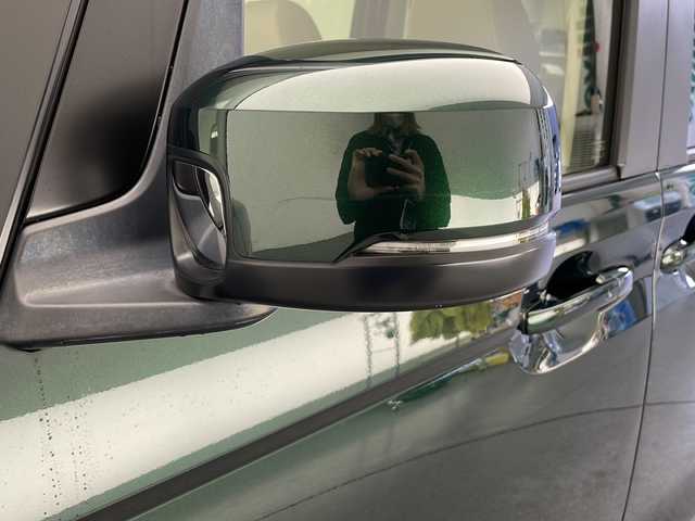 ホンダ Ｎ ＢＯＸ L 長野県 2023(令5)年 1.2万km ブリティッシュグリーンP 社外SDナビ（FM/AM/CD/Bluetooth/ワンセグTV）/HONDA SENSING/・衝突軽減ブレーキ/・先行車発進お知らせ機能/・路外逸脱抑制機能/・標識認識機能/・レーンキープアシスト/追従機能付きクルコン/電子パーキングブレーキ/オートブレーキホールド/プッシュスタート/アイドリングストップ/スマートキー/Wエアバッグ/ステアリングスイッチ/LEDヘッドライト/オートライト/ヘッドライトレベライザー/ドアバイザー/リアサンシェード/セカンドシートテーブル/純正フロアマット/純正ホイールキャップ付きスチールホイール/取扱説明書/スペアキー×1