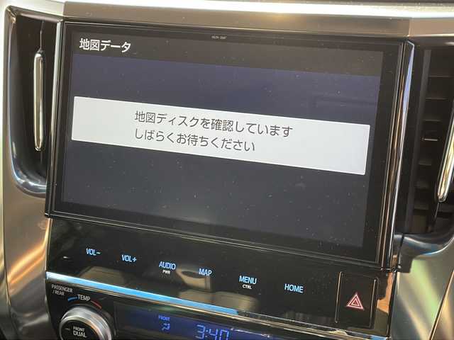 トヨタ ヴェルファイア Z Gエディション 新潟県 2018(平30)年 5.6万km ホワイトパールクリスタルシャイン 　ワンオーナー/　フルセグテレビ/　バックカメラ/　ウィンカーミラー/　クルーズコントロール/　ドアバイザー/　プッシュスタート/　両側パワースライドドア/　ETC/　LEDヘッドライト/　フリップダウンモニター/　レザーシート/　シートヒーター/　シートクーラー/　車高調/　純正足回り有り/　純正OPアルミホイール