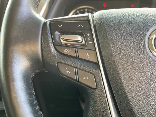 トヨタ ヴェルファイア Z Gエディション 新潟県 2018(平30)年 5.6万km ホワイトパールクリスタルシャイン 　ワンオーナー/　フルセグテレビ/　バックカメラ/　ウィンカーミラー/　クルーズコントロール/　ドアバイザー/　プッシュスタート/　両側パワースライドドア/　ETC/　LEDヘッドライト/　フリップダウンモニター/　レザーシート/　シートヒーター/　シートクーラー/　車高調/　純正足回り有り/　純正OPアルミホイール