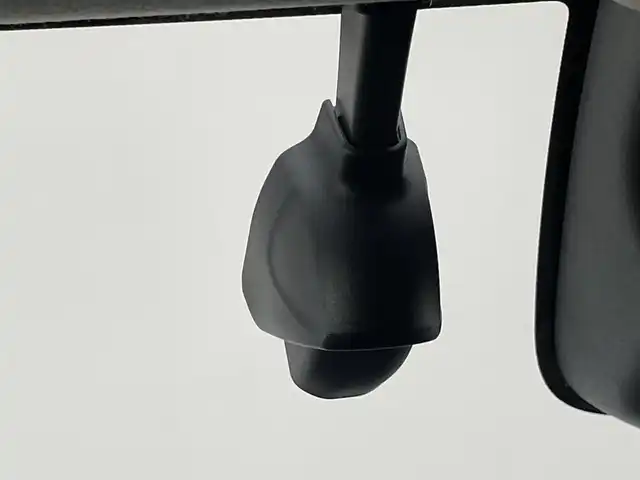 ホンダ ヴェゼル ハイブリッド e:HEV Z 愛知県 2021(令3)年 6.5万km メテオロイドグレーメタリック 純正９型ナビＴＶ　全方位カメラ　禁煙　ホンダセンシング　ハーフレザー　シートヒーター　電動リアゲート　ハンドルヒーター　ＢＳＭ　ＥＴＣ２．０　前後ドラレコ　衝突軽減　追従クルコン　ハンドル支援　ＬＥＤ　ワイヤレス充電