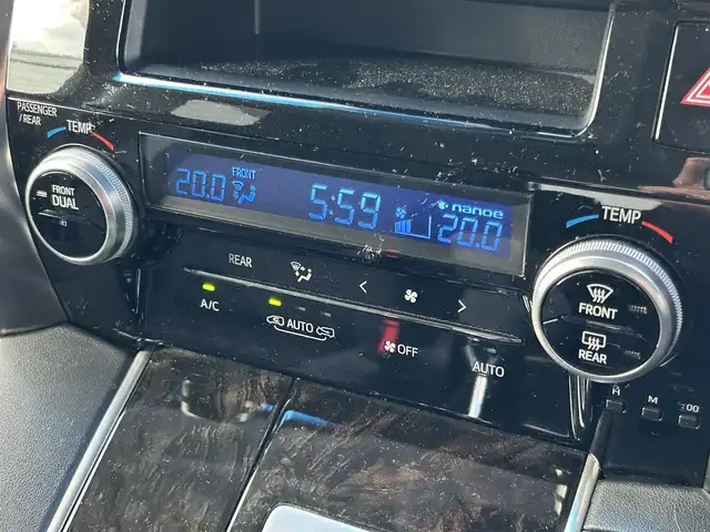 トヨタ ヴェルファイア Z Aエディション 群馬県 2015(平27)年 6.5万km ホワイトパールクリスタルシャイン ワンオーナー/モデリスタエアロ(F/S/R)/純正9インチナビ/CD・DVD・SD・BT・フルセグ/両側パワースライドドア/バックカメラ/純正エンジンスターター/純正ドライブレコーダー/ビルトインETC/レーダークルーズコントロール/横滑り防止装置/レーンキープアシスト/衝突軽減ブレーキ/LEDヘッドライト/純正アルミホイール/純正フロアマット/取説・保証書/スマートキー×2