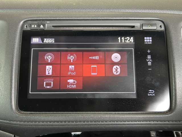 ホンダ ヴェゼル ハイブリッド Z 静岡県 2014(平26)年 9.5万km クリスタルブラックパール 純正ナビ/・AM/FM/・CD/DVD/・USB/・iPod/・Bluetooth/・フルセグTV/・HDMI/主要装備/・バックカメラ/・運転席＋助手席シートヒーター/・本革シート/・ＬＥＤヘッドライト/・シティブレーキアクティブシステム/・サイドカーテンエアバッグ/・純正１７インチアルミ/・オートライト/・クルーズコントロール/・リアクティブフォースペダル