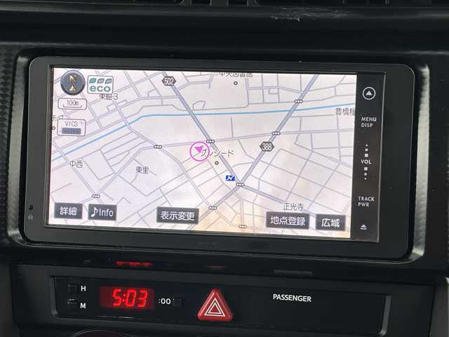 トヨタ ８６ GT 愛知県 2012(平24)年 7.1万km サテンホワイトパール 禁煙車/6速MT/純正7インチナビ/（CD/AM/FM/Bluetooth/ワンセグTV/SD)/バックカメラ/社外エアロ/（フロント/リア/サイド）/ETC/純正17インチアルミホイール/スマートキー/スペアキー1本/プッシュスタート/LEDヘッドライト/フロントフォグランプ/オートライト/横滑り防止装置/純正フロアマット