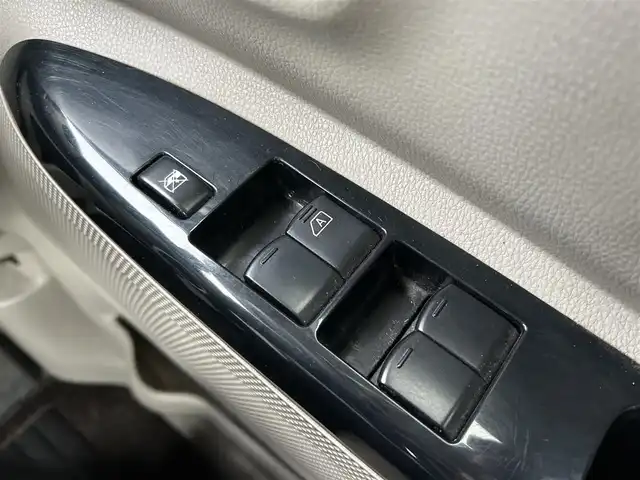 日産 デイズ ルークス S 岡山県 2014(平26)年 4.7万km クールシルバー 登録時走行距離46377km/社外ナビ/両側スライドドア/アイドリングストップ/ヘッドライトレベライザー/電動格納ミラー/純正フロアマット