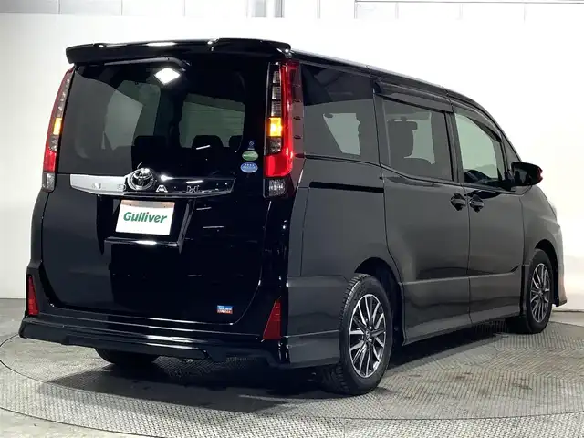 車両画像8