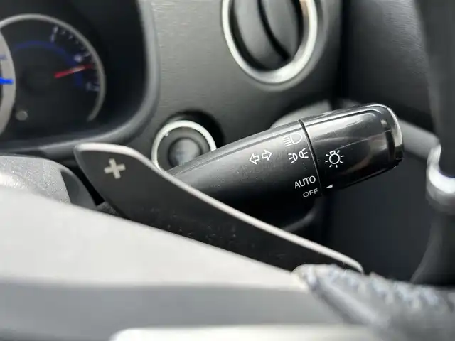 スズキ ワゴンＲ スティングレー T 福岡県 2013(平25)年 8.5万km スチールシルバーM ケンウッドナビ/（AM/FM/CD/DVD/USB/BT/SD/フルセグ）/ETC/バックカメラ/純正15インチアルミホイール/オートライト/フォグランプ/フロアマット/プッシュスタート/スマートキー/スペアキー/アイドリングストップ/ドアバイザー/電動格納ミラー/ステアリングスイッチ/パドルシフト/ターボ/Wエアバッグ/ISO FIX/保証書・取扱説明書