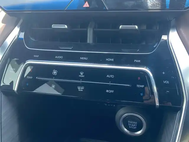 トヨタ ハリアー Z レザーパッケージ 島根県 2020(令2)年 6万km プレシャスブラックパール ワンオーナー /メーカーOPナビ(BT/フルセグ/USB)/全方位カメラ/調光パノラマルーフ /JBLサウンド/トヨタセーフティーセンス/ ・プリクラッシュセーフティー/ ・レーントレーシングアシスト/ ・ブラインドスポットモニター/ ・クリアランスソナー/ ・リヤクロストラフィックアラート/ ・ロードサインアシスト/ ・レーダークルーズコントロール/ヘッドラップディスプレイ/デジタルインナーミラー /ミラー一体型前後ドライブレコーダー/前席パワーシート/前席シートヒーター /前席シートベンチレーション/ステアリングヒーター/ビルトインETC2.0/純正フロアマット/純正ドアバイザー/取扱説明書/保証書