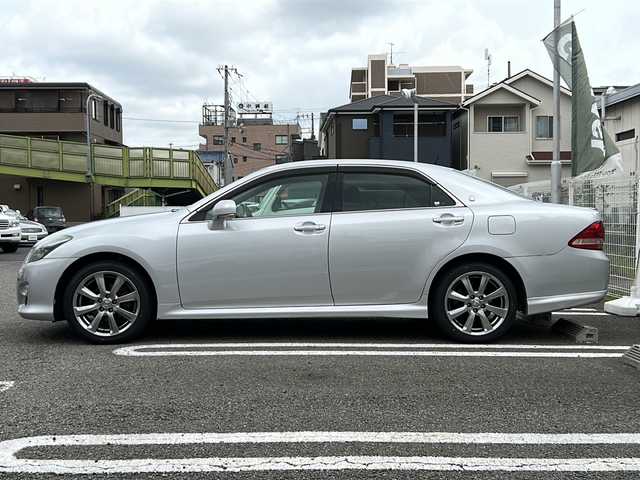 トヨタ クラウン アスリート ナビパッケージ 兵庫県 2009(平21)年 5万km シルバーM ワンオーナー/純正HDDナビ/フルセグTV/Bluetooth/MSV/バックカメラ/ETC/クルーズコントロール/オートライト(HIDヘッドライト)/パワーシートN席、D席/革巻きステアリング/電動チルト/テレスコピックステアリング/プラズマクラスター付オートエアコン/取扱説明書・保証書