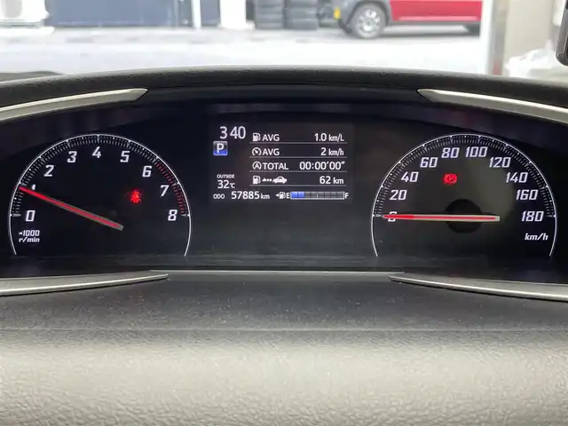 トヨタ シエンタ G クエロ 滋賀県 2017(平29)年 5.8万km ホワイトパールクリスタルシャイン 社外ナビ/・CD・DVD・Bluetooth・フルセグTV/バックカメラ/ETC/前方ドライブレコーダー/両側パワースライドドア/モデリスタエアロ/ハーフレザーシート/オートライト/LEDヘッドライト/プッシュスタート/スマートキー